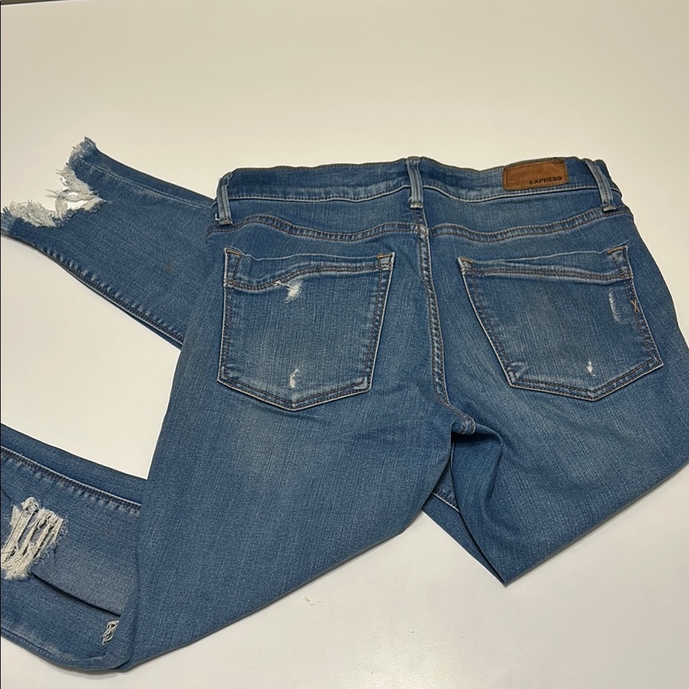 Women’s Express Stretch Performance Distressed An… - image 7